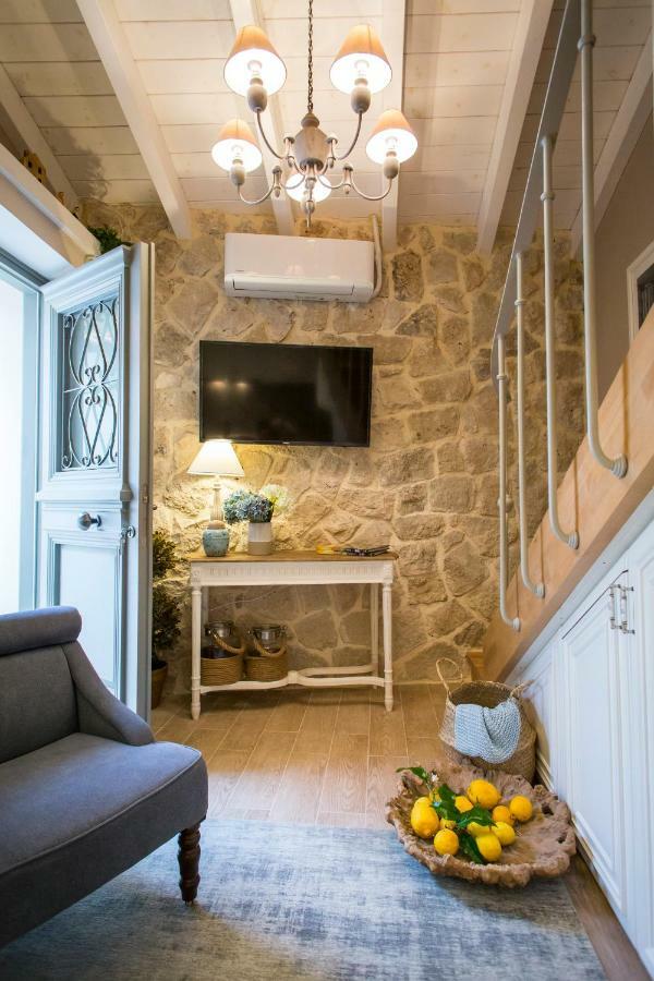 Lianelia Boutique Village House Argyrades Kültér fotó